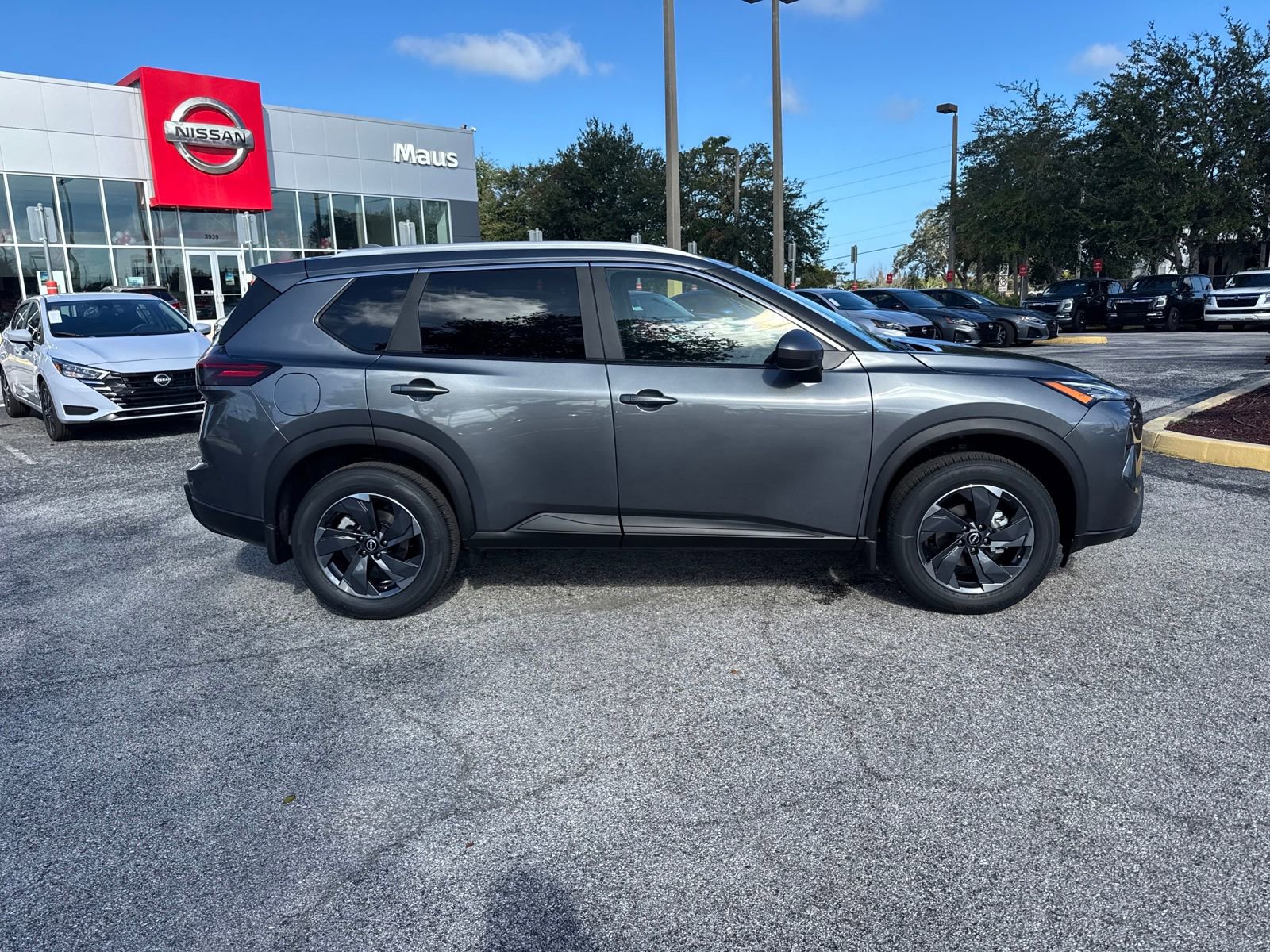 New 2026 Nissan Rogue SV image 5