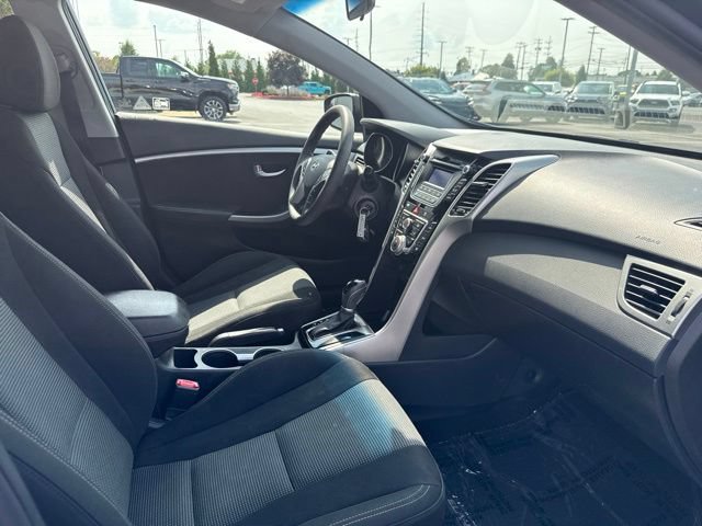 Used 2016 Hyundai Elantra GT FWD image 22