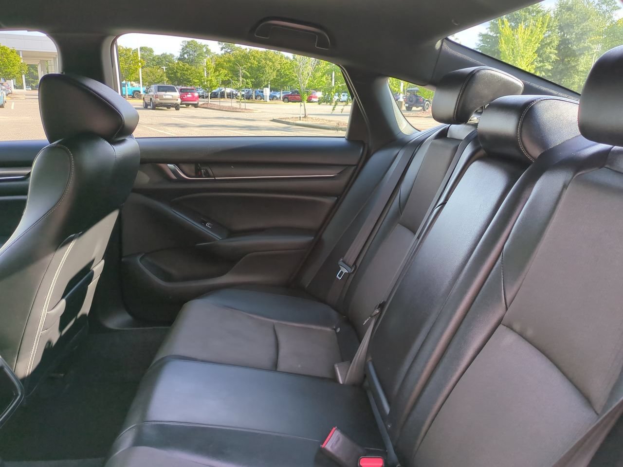 Used 2022 Honda Accord Sport image 13