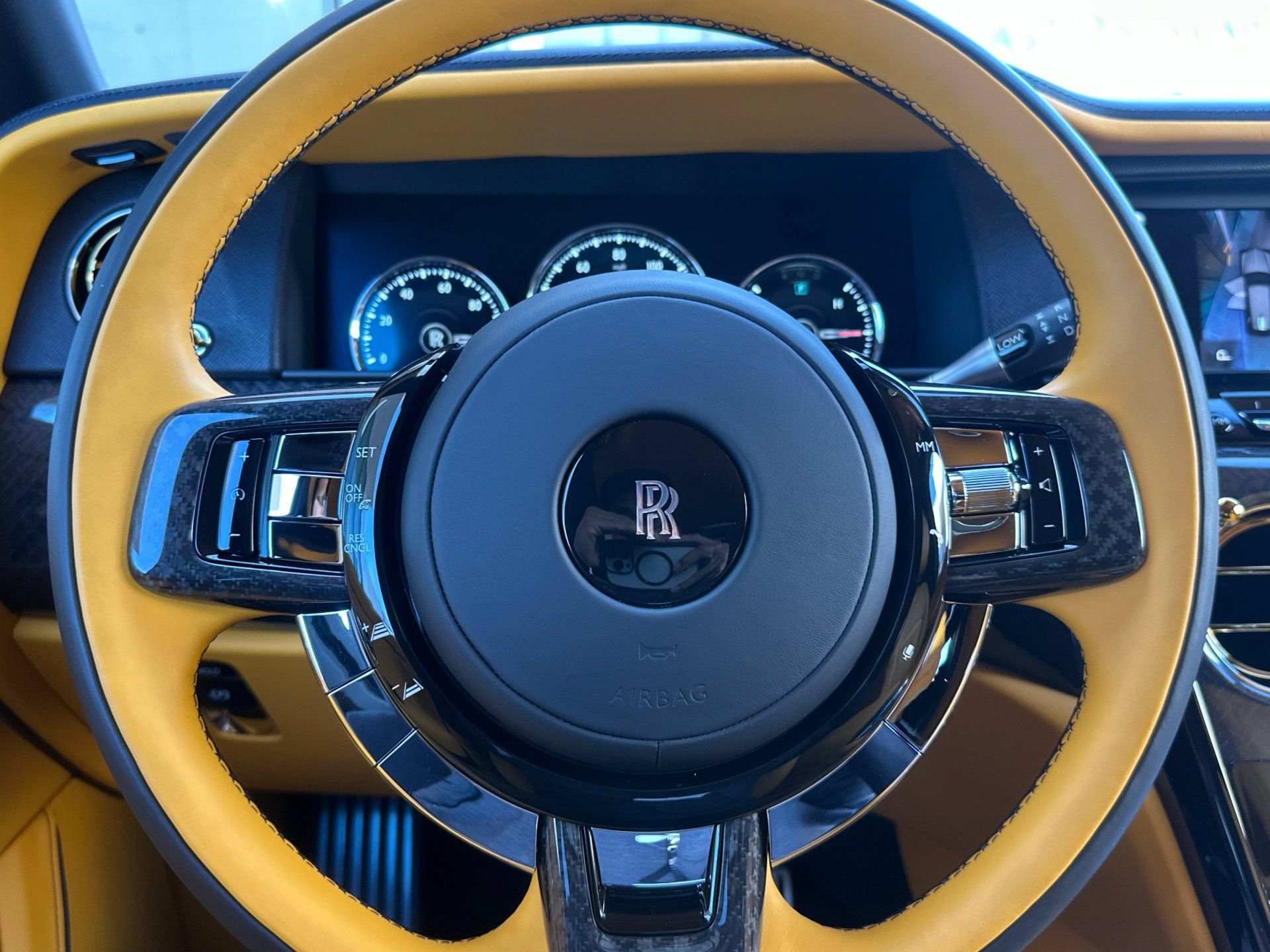 Certified 2023 Rolls-Royce Cullinan Black Badge w/ Driver's Package AWD/4WD image 26