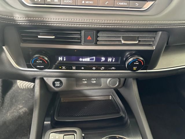 Certified 2025 Nissan Rogue SV image 23