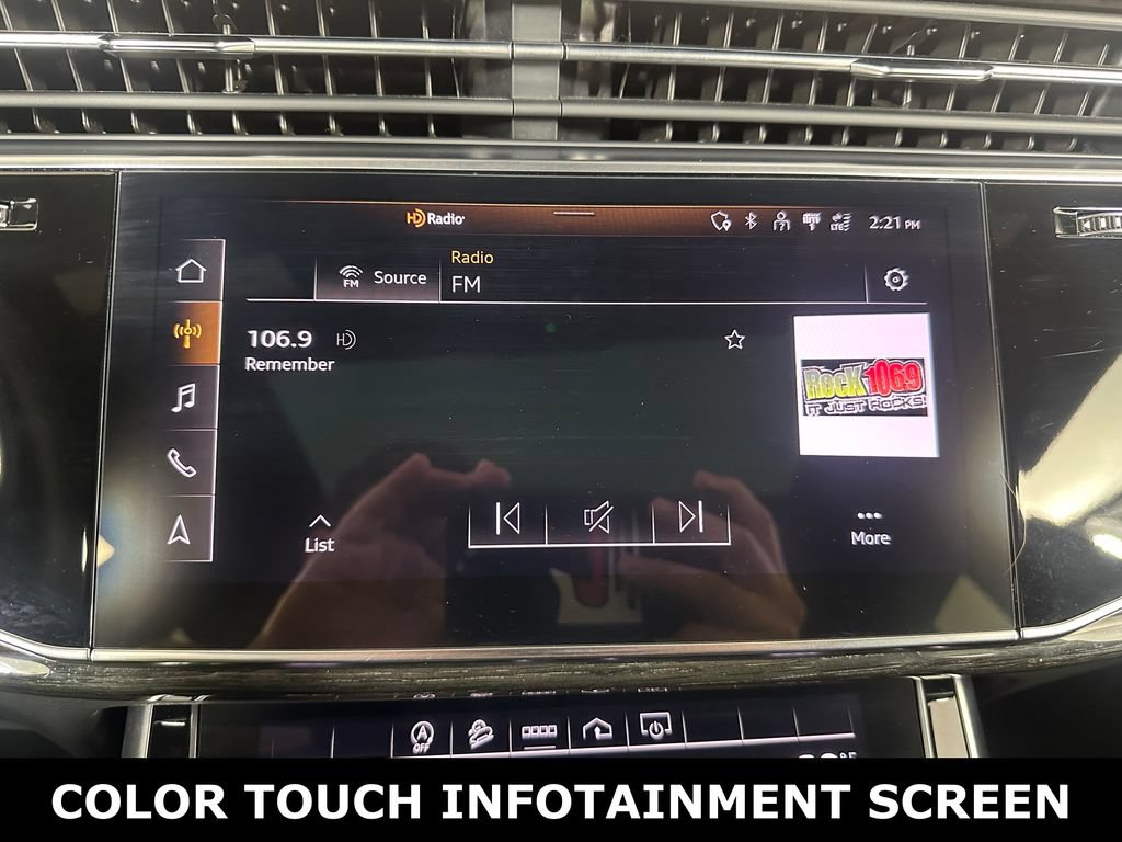 Used 2021 Audi Q8 Premium Plus w/ Premium Plus Package AWD/4WD image 16
