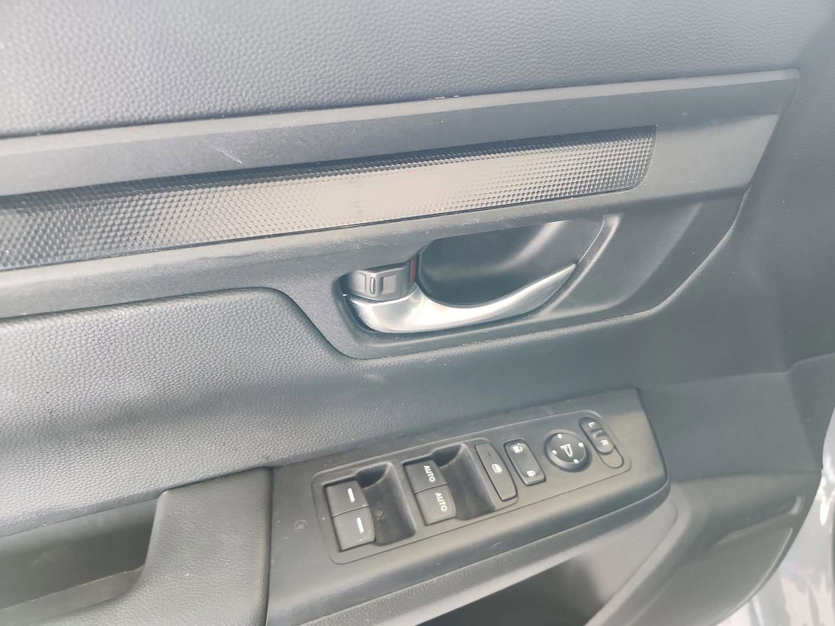 Used 2024 Honda CR-V Sport image 17