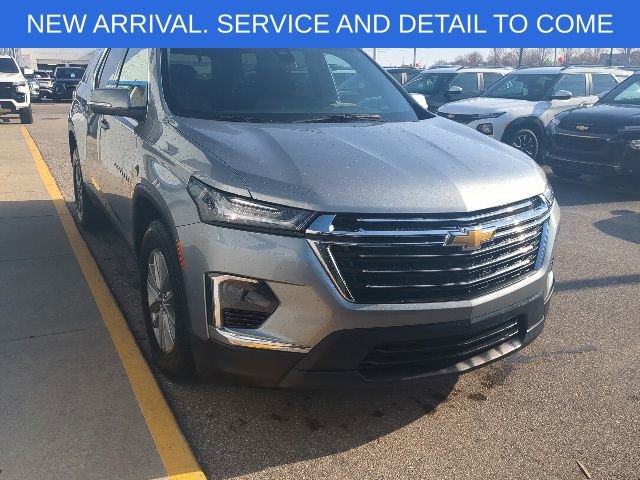 Used 2023 Chevrolet Traverse LT FWD image 9