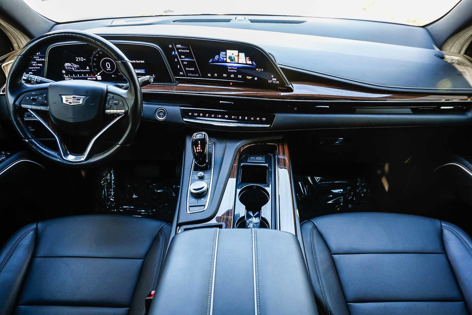 Used 2022 Cadillac Escalade ESV Luxury image 10