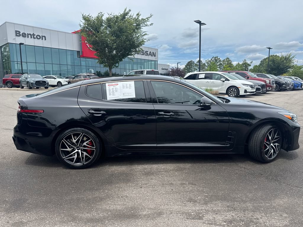 Used 2023 Kia Stinger GT-Line w/ Sun & Sound Package RWD image 2