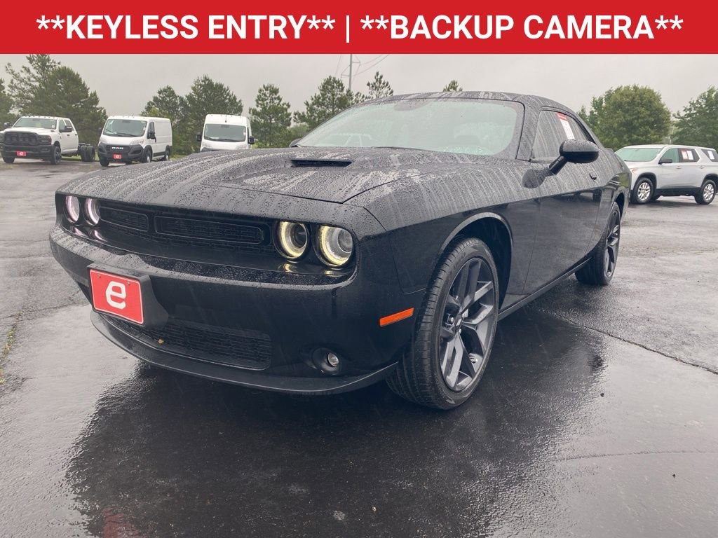 Used 2022 Dodge Challenger SXT w/ Blacktop Package RWD image 3