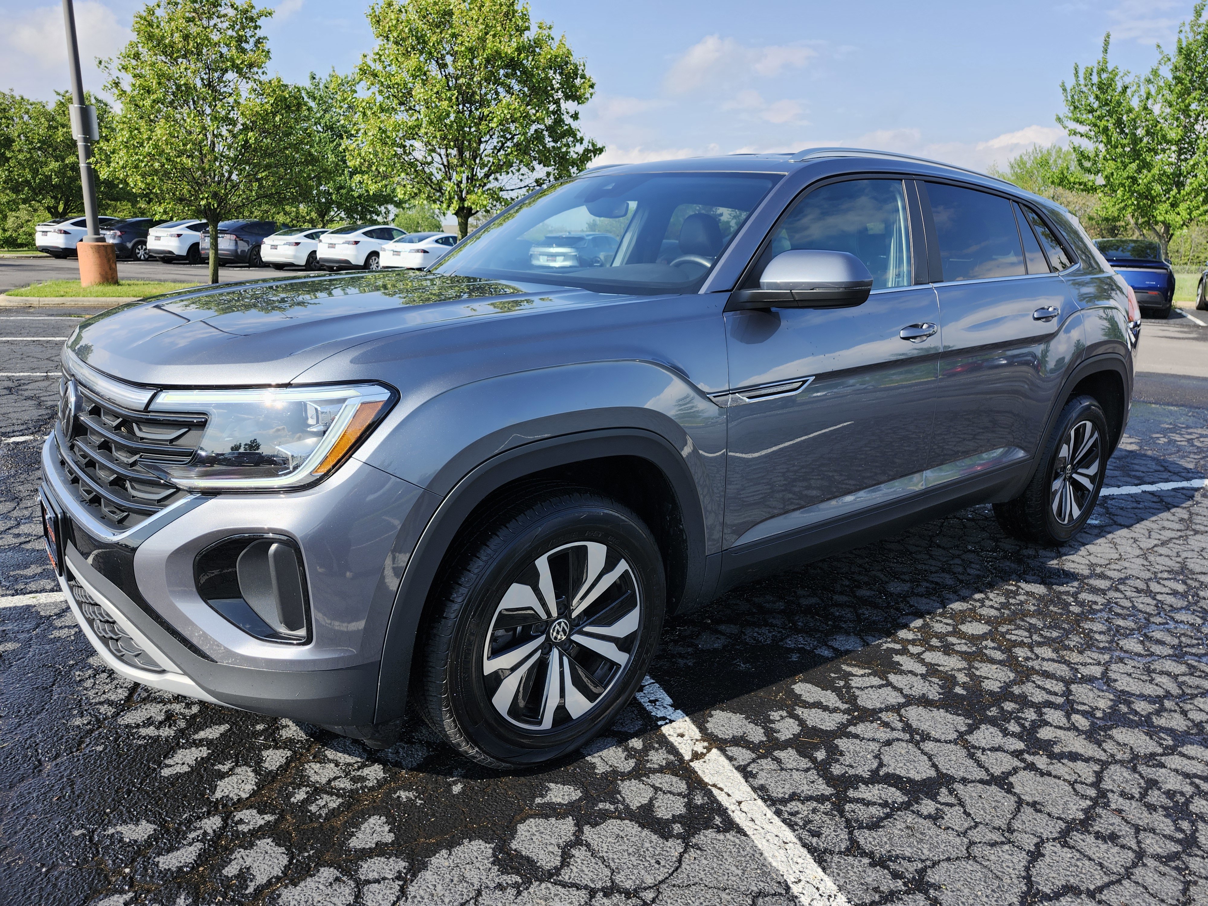 Used 2024 Volkswagen Atlas Cross Sport SE AWD/4WD image 13