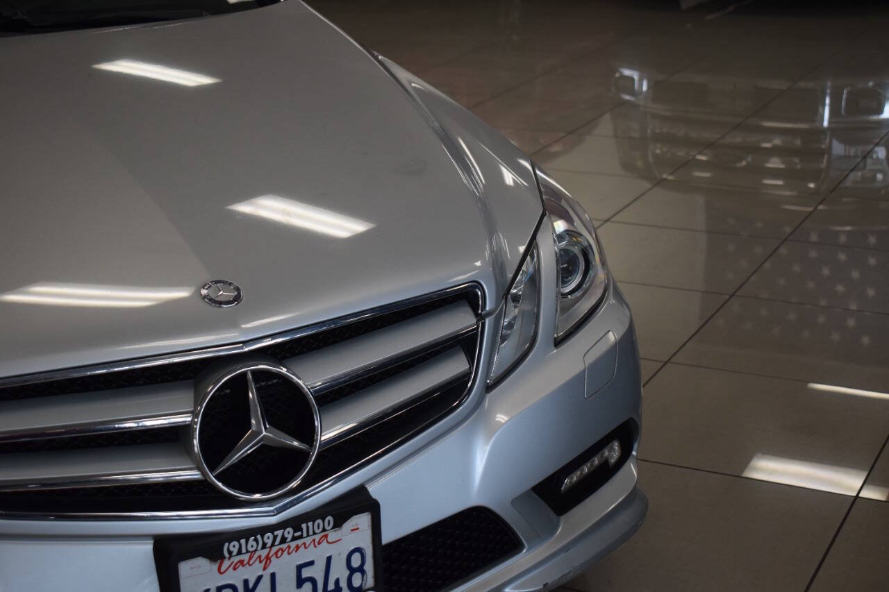 Used 2011 Mercedes-Benz E 550 Coupe image 6