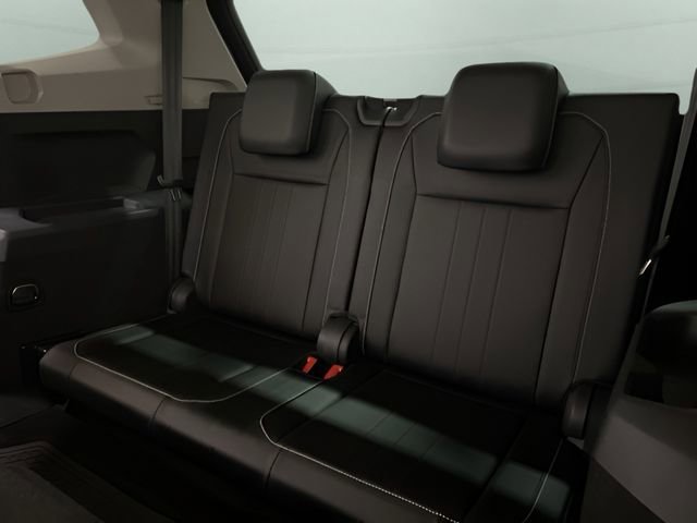 Used 2022 Volkswagen Tiguan SE FWD image 67