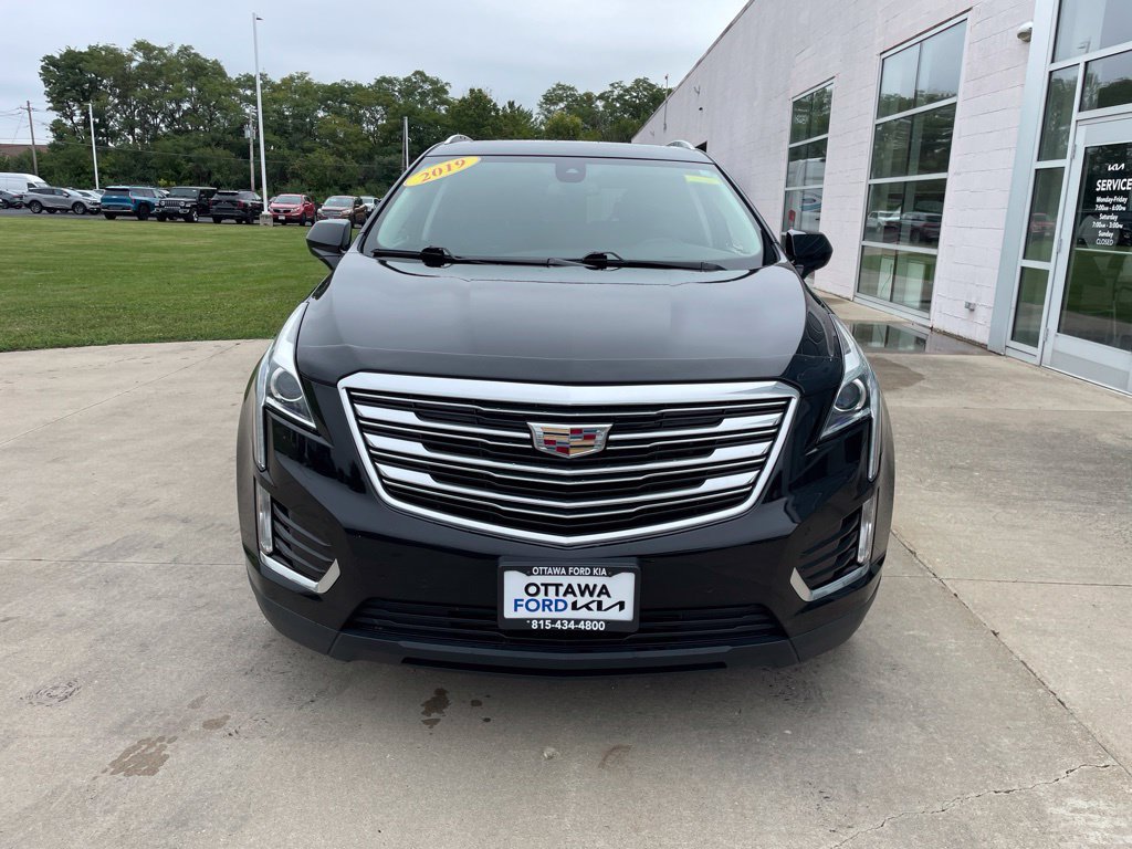 Used 2019 Cadillac XT5 Luxury FWD image 3