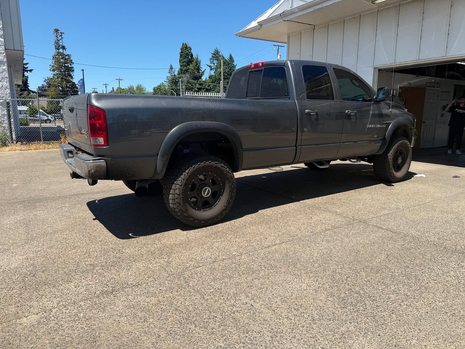 Used 2003 Dodge Ram 3500 Truck 4x4 Quad Cab image 3