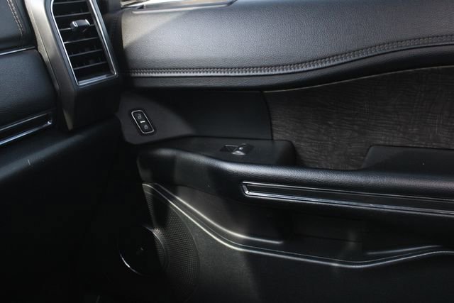 Used 2021 Ford Expedition Limited AWD/4WD image 21