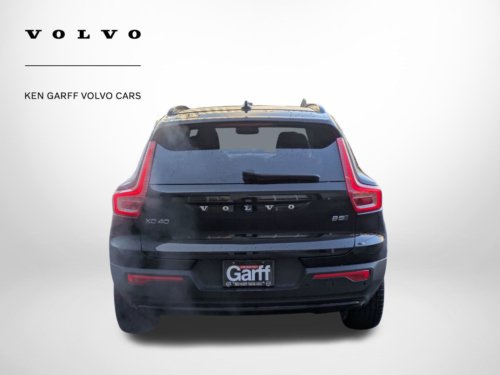 New 2026 Volvo XC40 B5 Core w/ Climate Package image 4