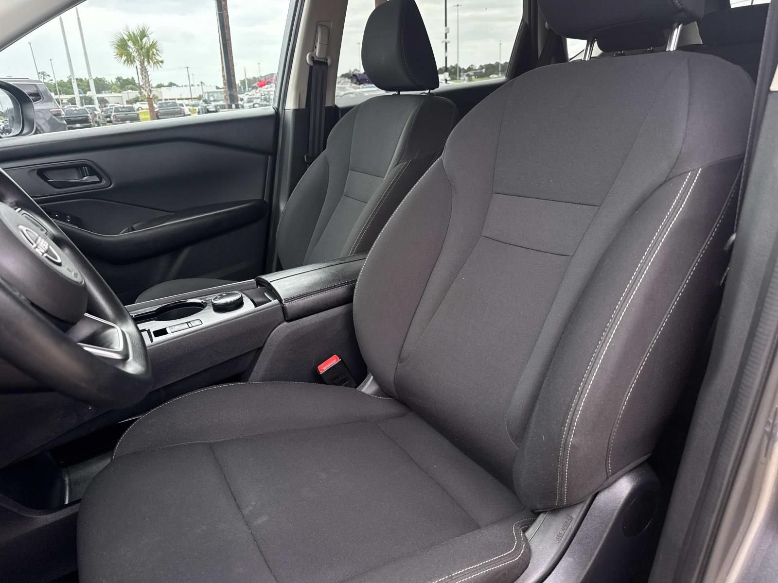Used 2024 Nissan Rogue S AWD/4WD image 15
