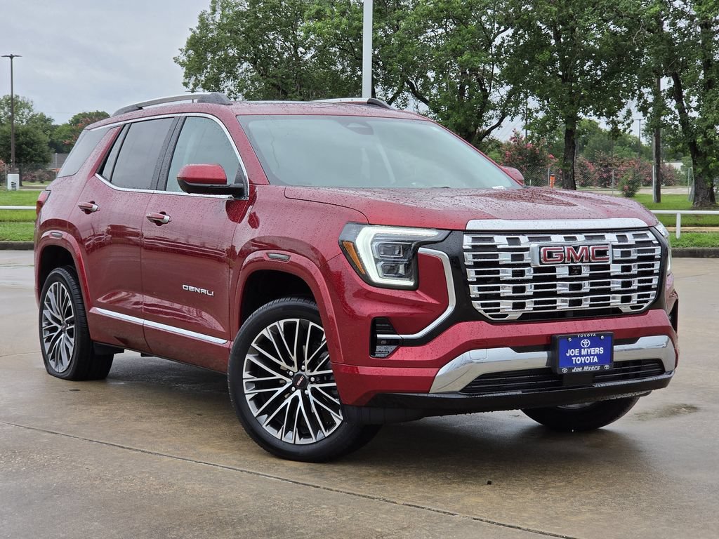Used 2026 GMC Terrain Denali AWD/4WD image 2