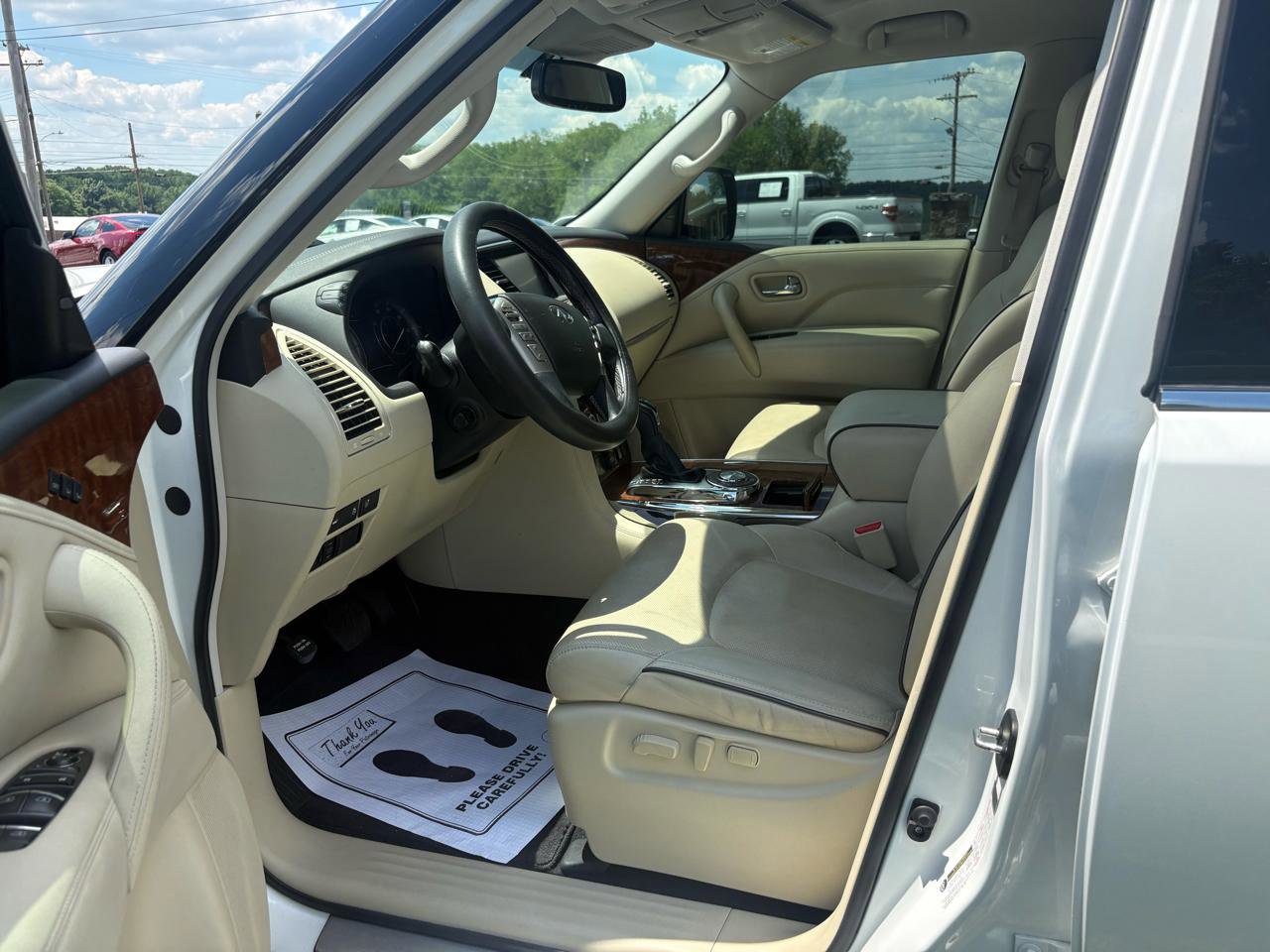Used 2019 INFINITI QX80 Luxe w/ 22" Wheel Package RWD image 9