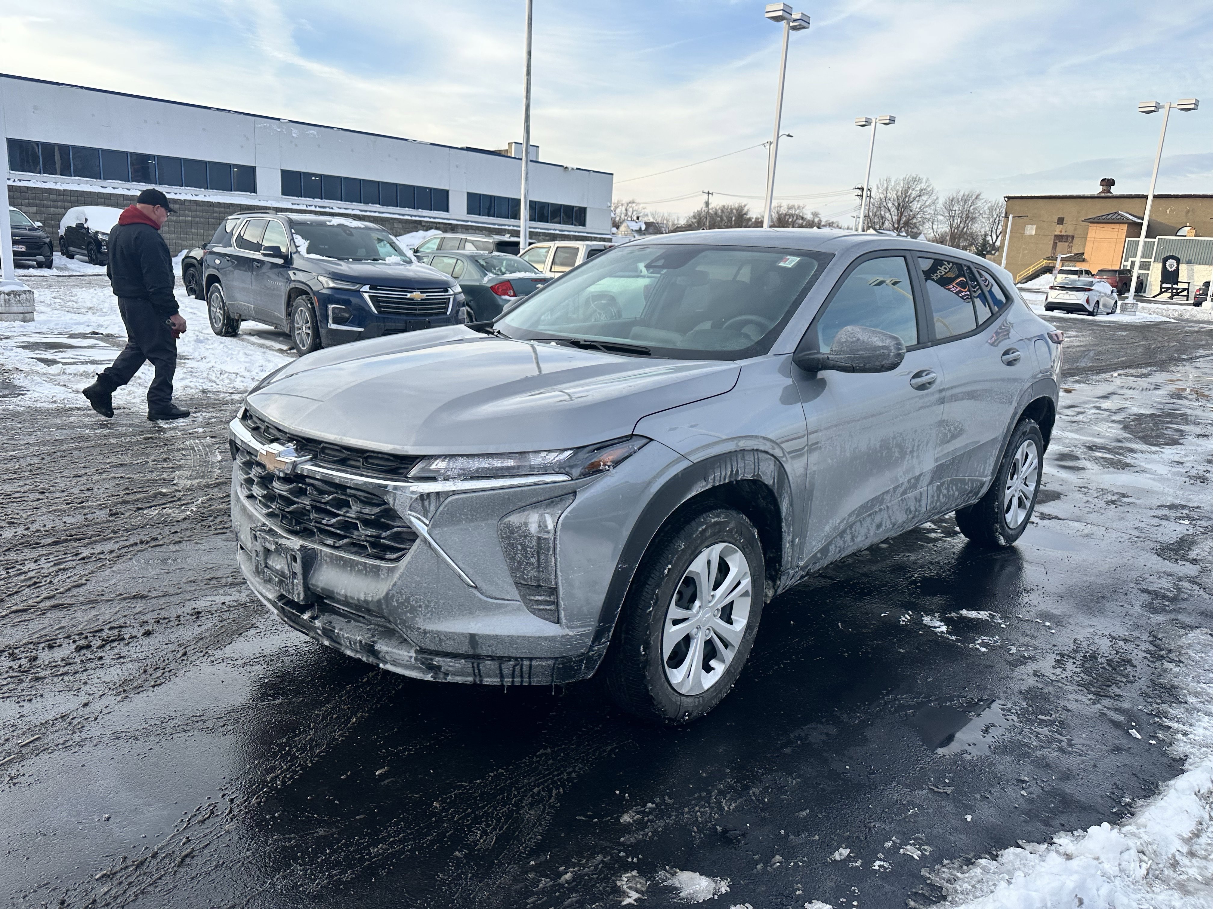 Used 2024 Chevrolet Trax LS image 3