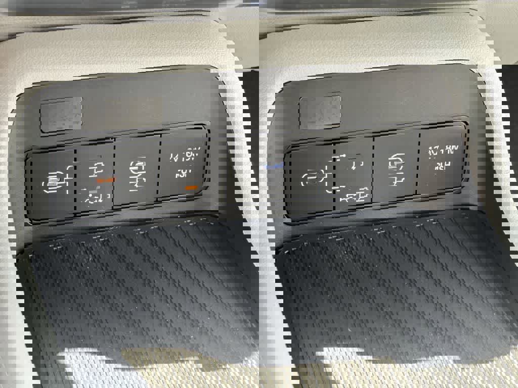 New 2025 Hyundai Kona SE image 29