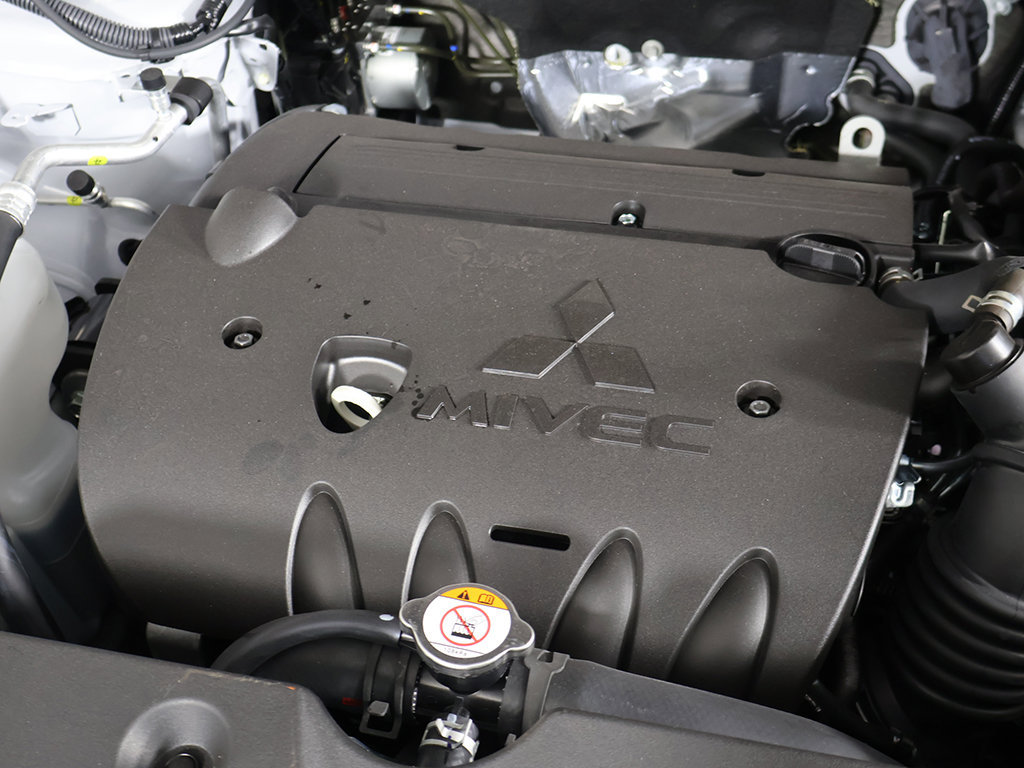 New 2027 Mitsubishi Outlander Sport LE FWD image 13