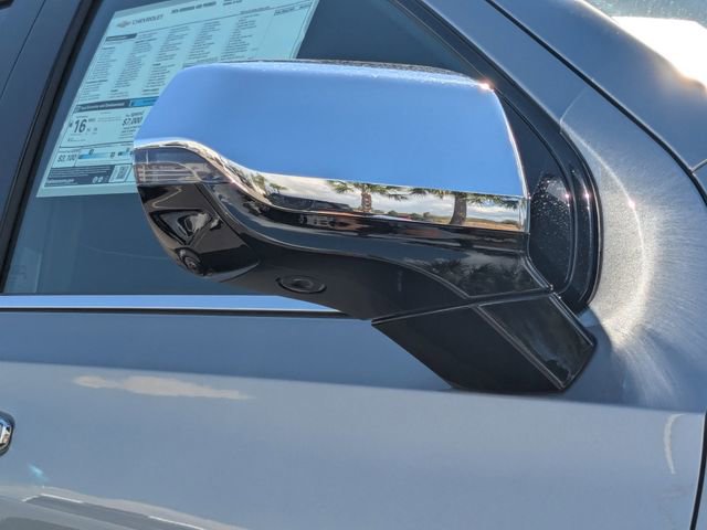 New 2026 Chevrolet Suburban Premier w/ Sun And Tow Package AWD/4WD image 11
