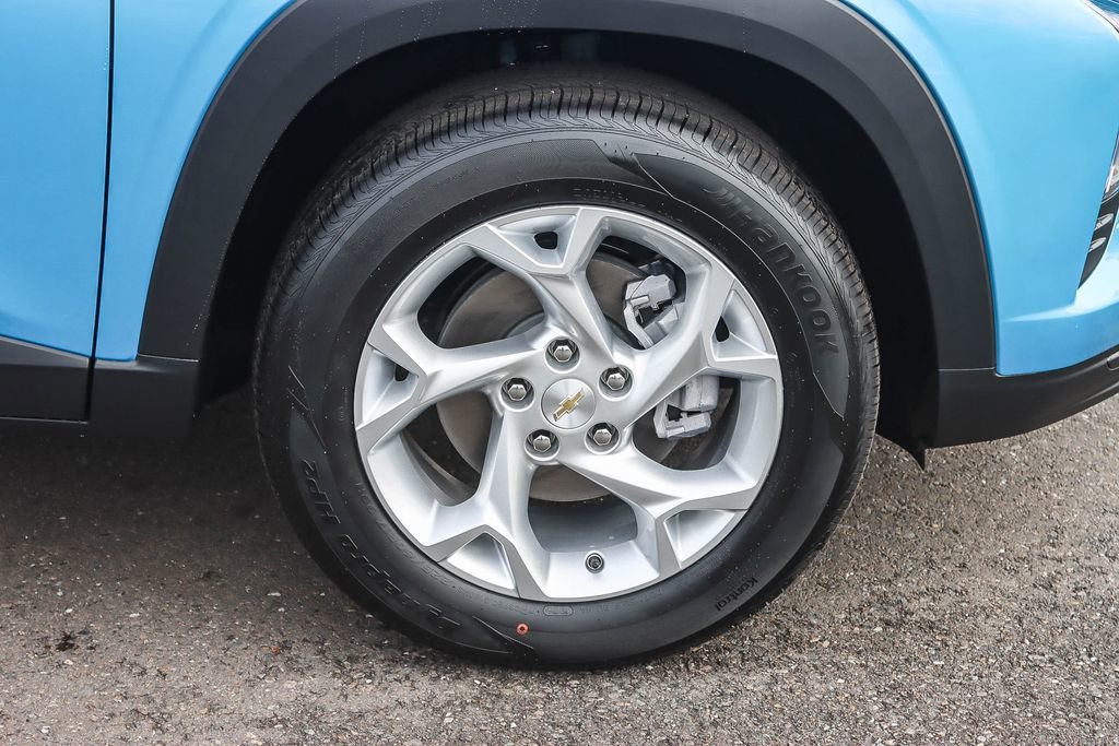 New 2026 Chevrolet Trax LS w/ LS Convenience Package image 9