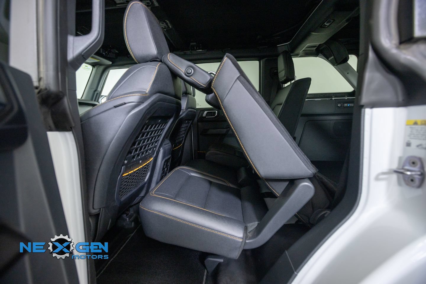 Used 2024 Ford Bronco Badlands AWD/4WD image 30
