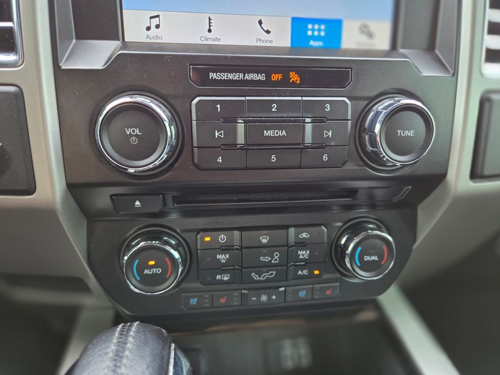 Used 2016 Ford F150 Lariat w/ Equipment Group 501A Mid RWD image 21