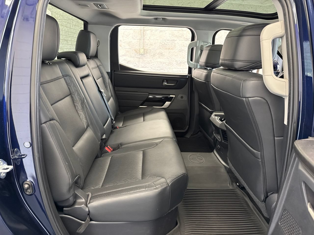 Used 2022 Toyota Tundra Limited w/ TRD Off-Road Package AWD/4WD image 46