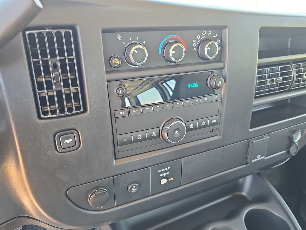 New 2026 GMC Savana 2500 Extended w/ Driver Convenience Package RWD image 19