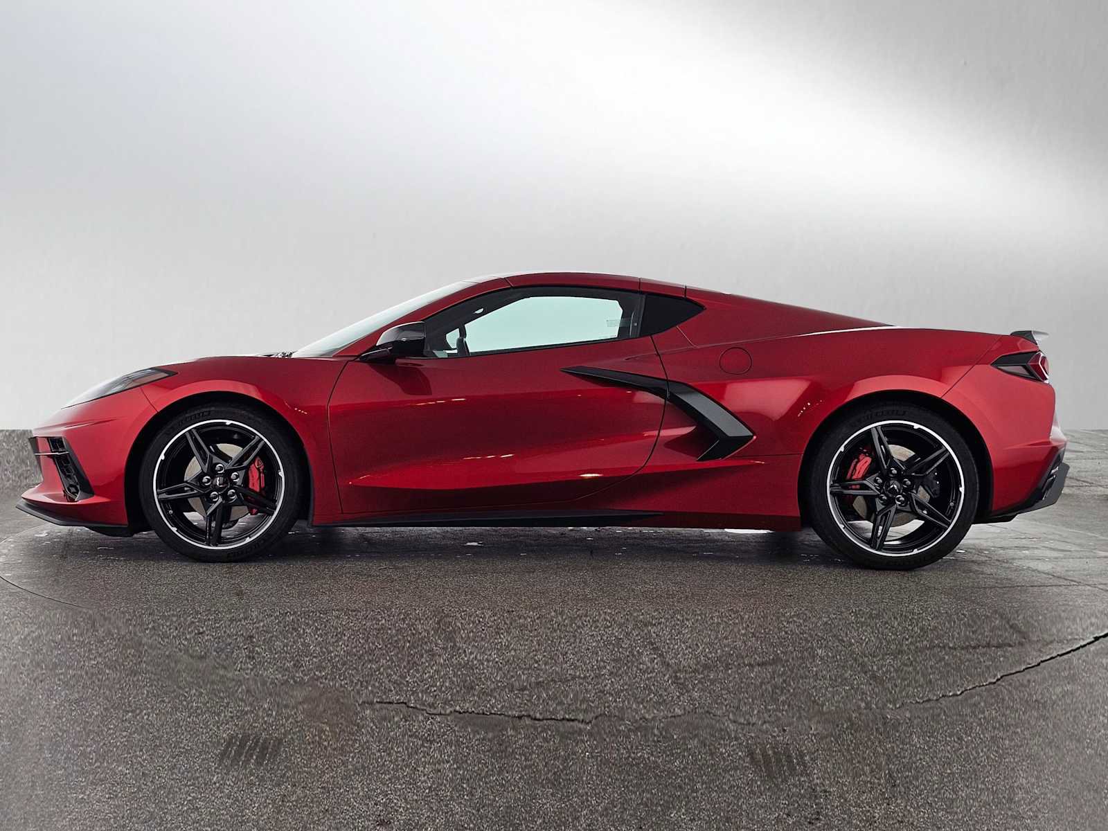 Used 2025 Chevrolet Corvette Stingray Coupe w/ 1LT image 6
