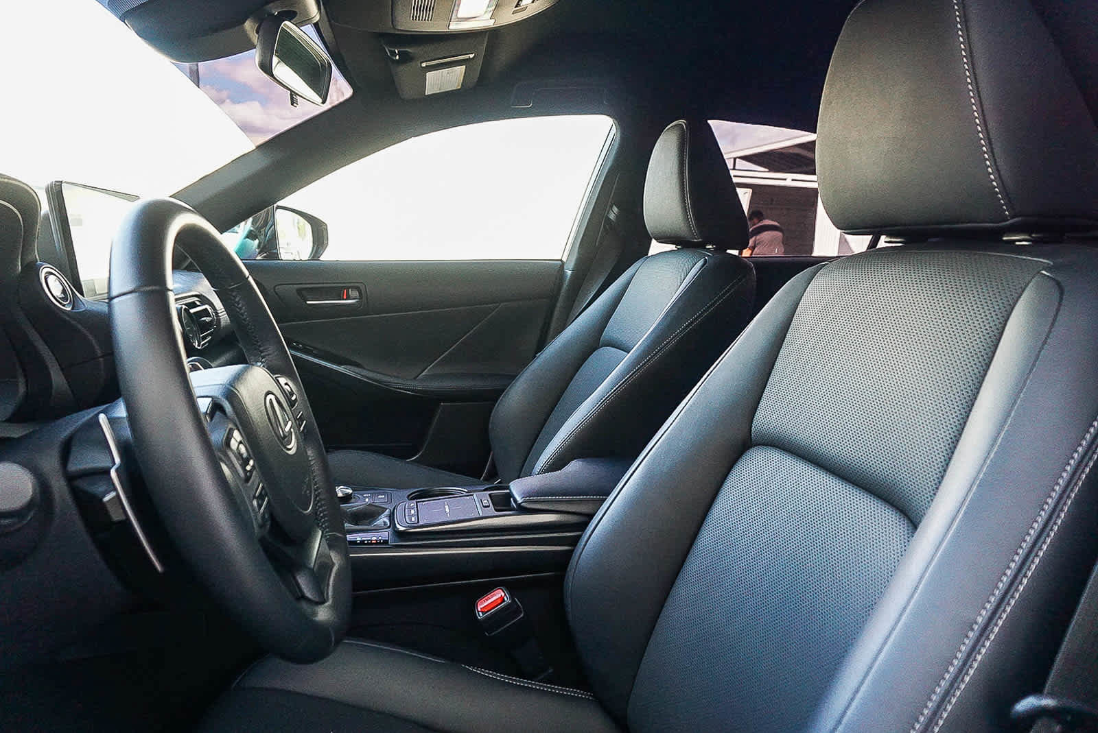 Used 2024 Lexus IS 300 F Sport RWD image 17