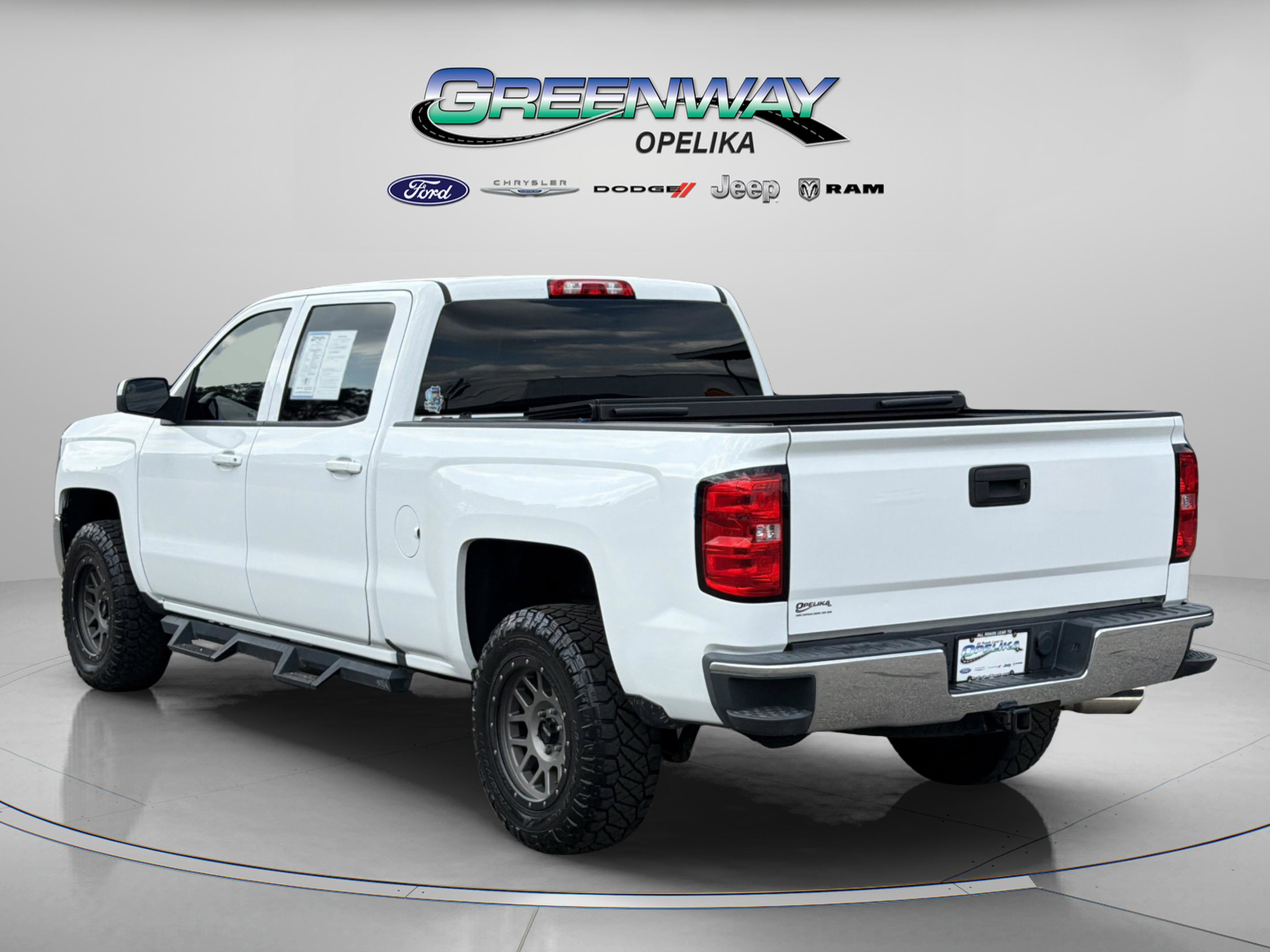 Used 2018 Chevrolet Silverado 1500 LT w/ All Star Edition image 5