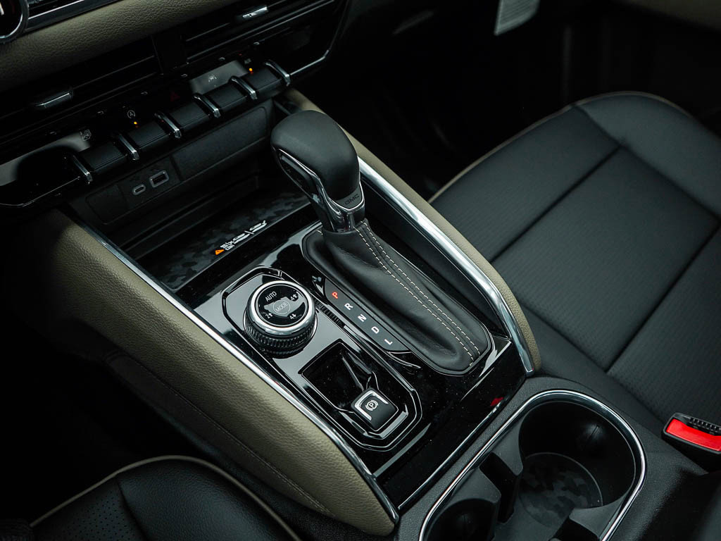 New 2026 GMC Canyon Denali image 25