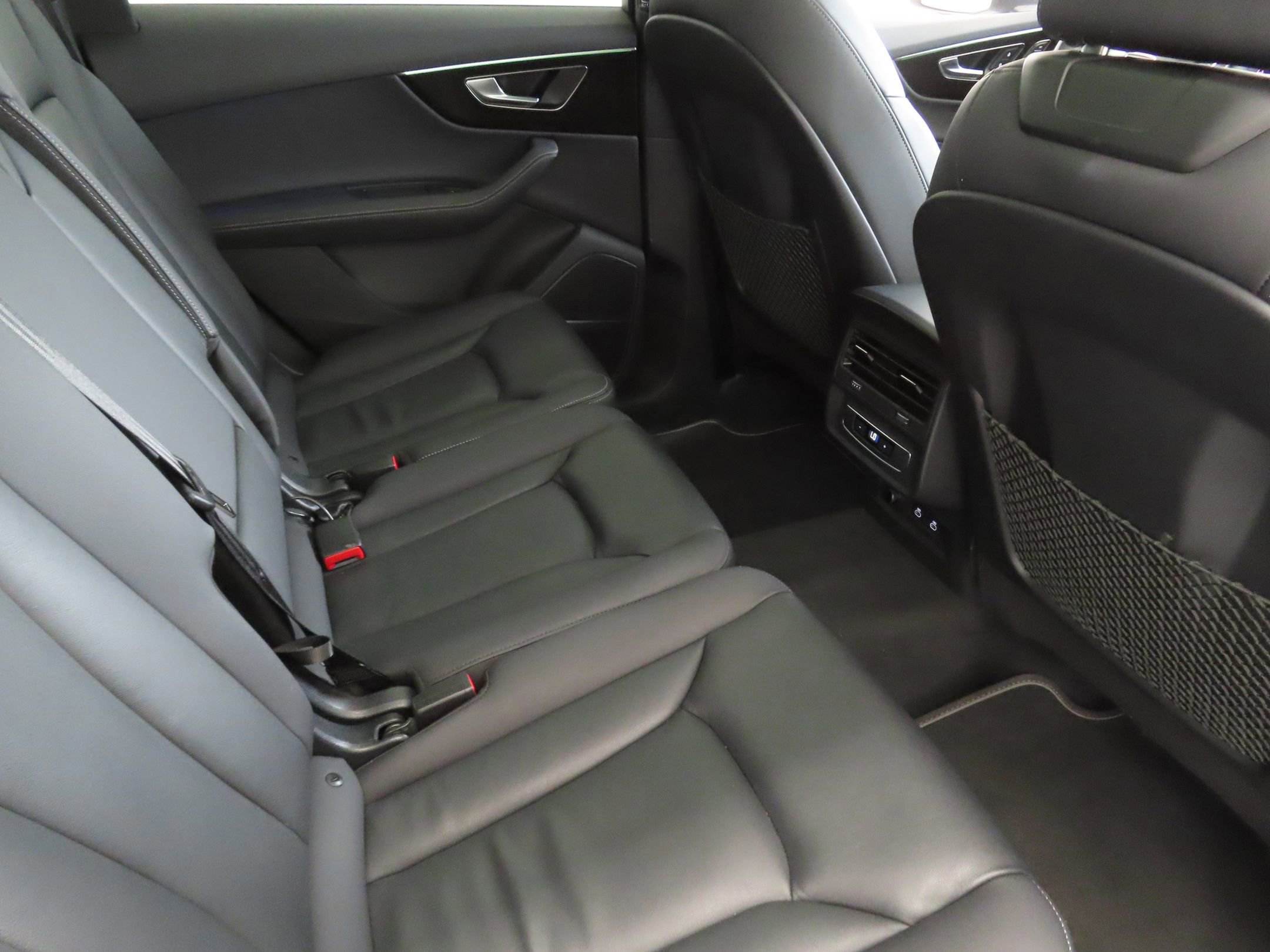 Used 2025 Audi Q7 3.0T Premium Plus AWD/4WD image 24