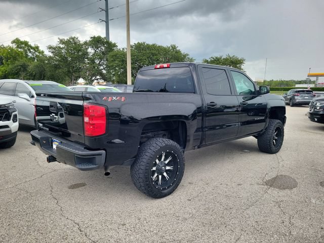 Used 2018 Chevrolet Silverado 1500 Custom w/ Custom Value Package AWD/4WD image 4