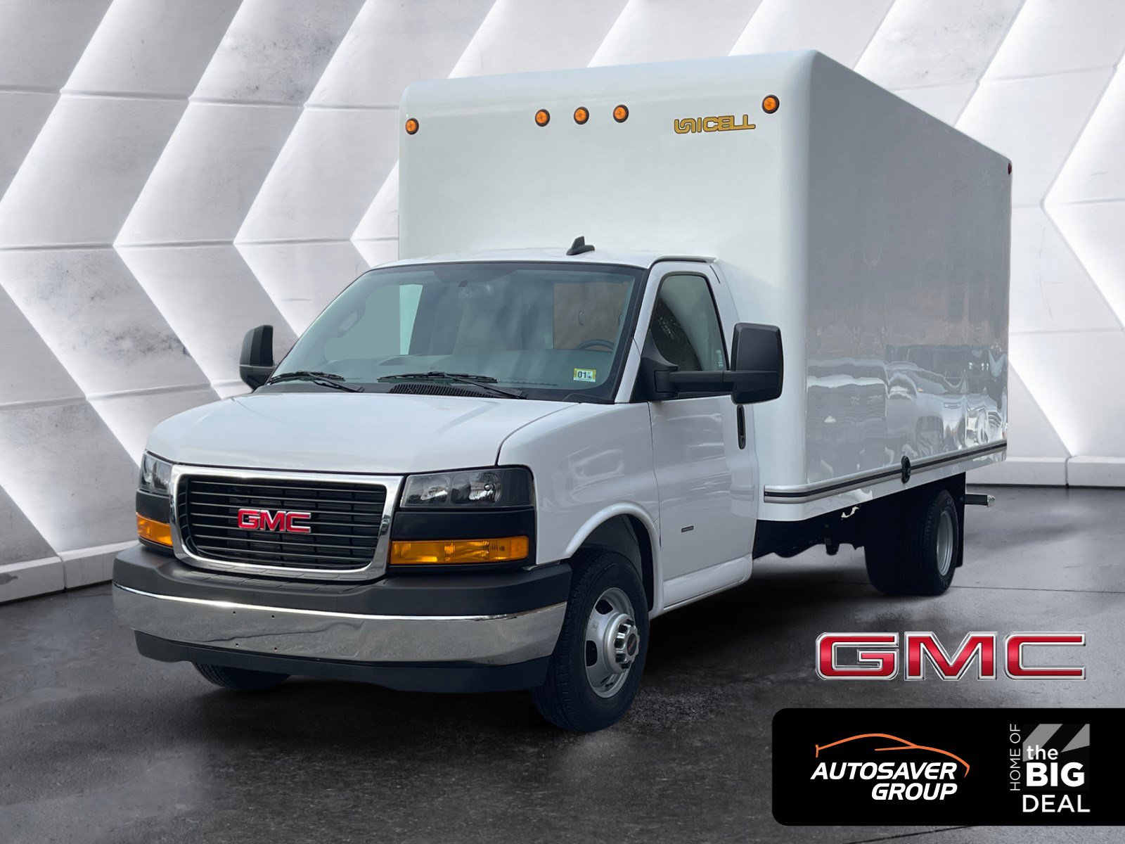 New 2026 GMC Savana 3500 Extended w/ Driver Convenience Package image 1