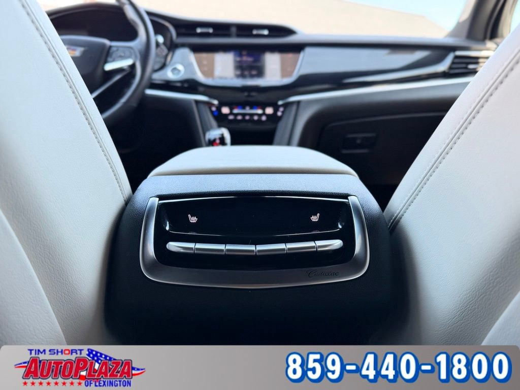 Used 2024 Cadillac XT6 Sport w/ Technology Package AWD/4WD image 14