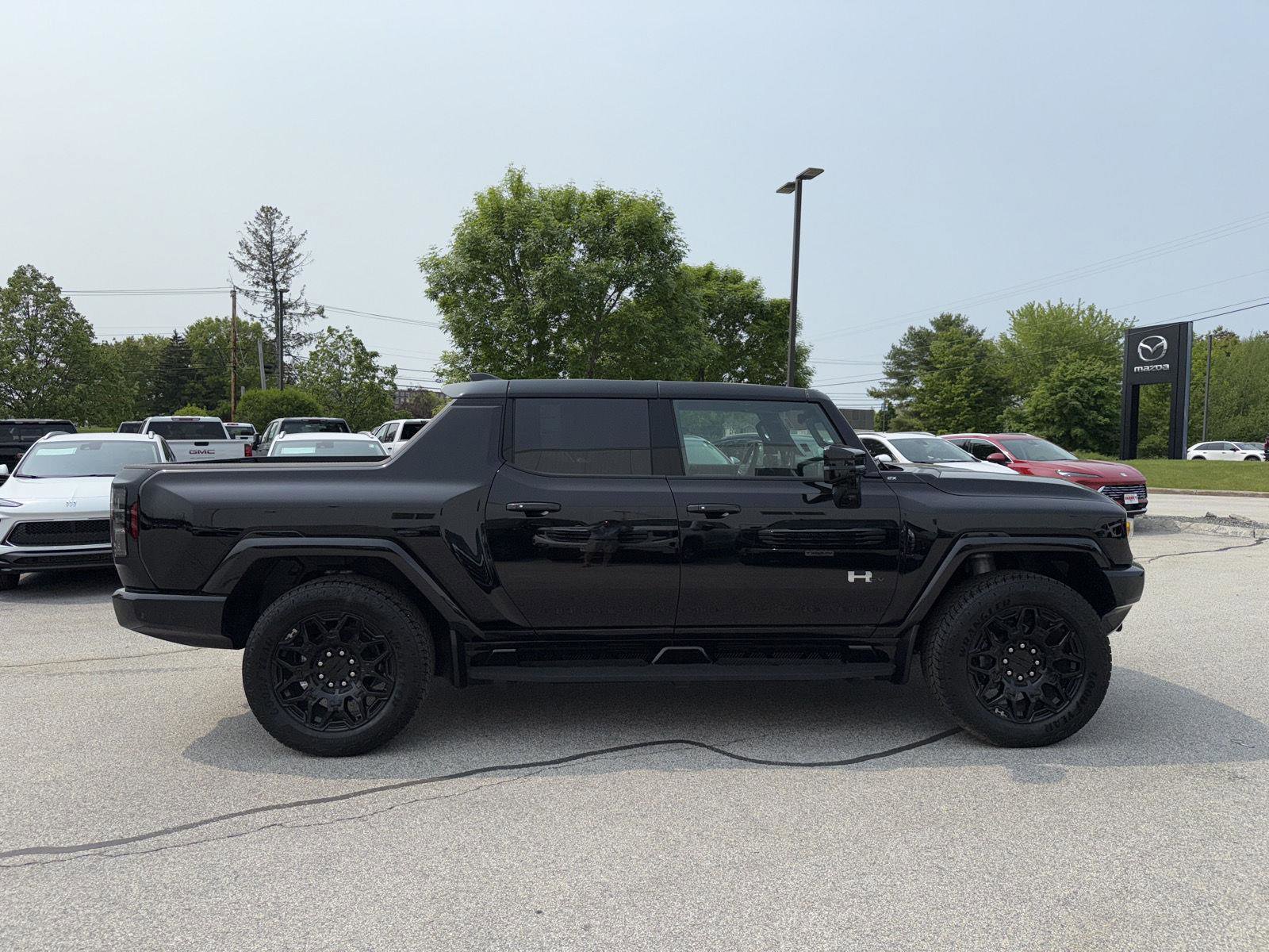 New 2025 GMC Hummer EV 2X image 8