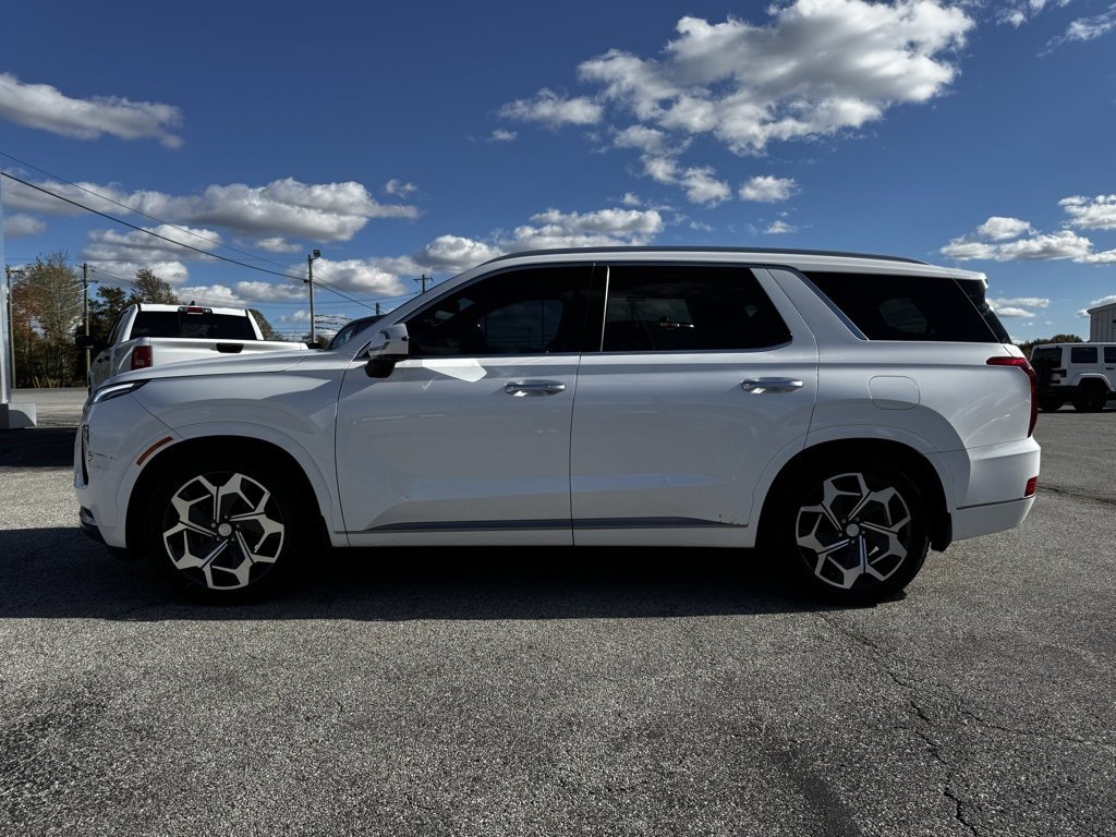 Used 2022 Hyundai Palisade Calligraphy image 2