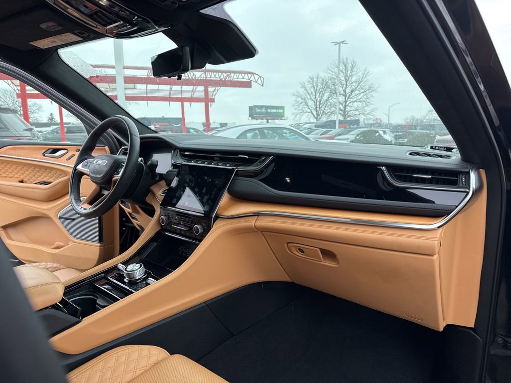 Certified 2024 Jeep Grand Cherokee L Summit image 44