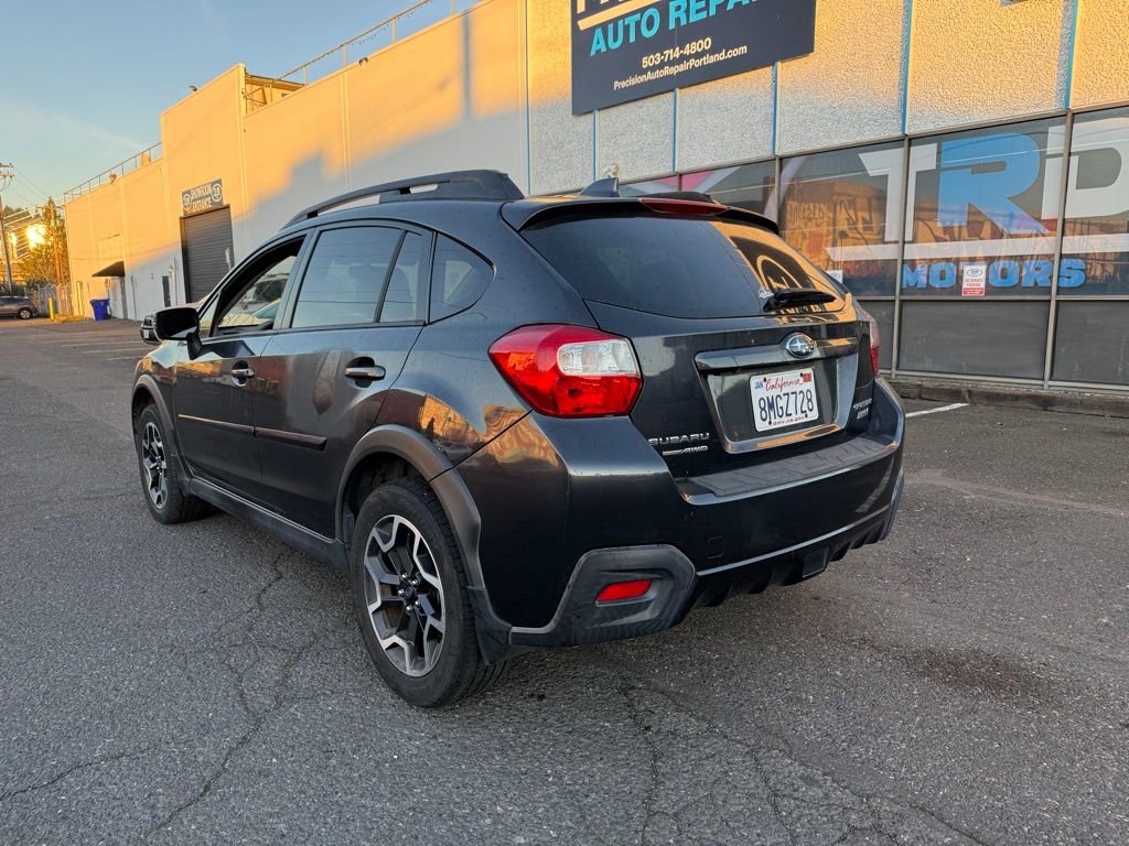 Used 2016 Subaru Crosstrek 2.0i Limited image 3