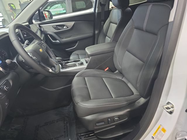 New 2026 Chevrolet Blazer LT w/ Sound & Technology Package AWD/4WD image 18