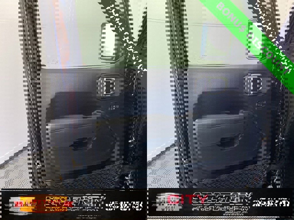 New 2025 Jeep Wrangler Unlimited Sport image 12