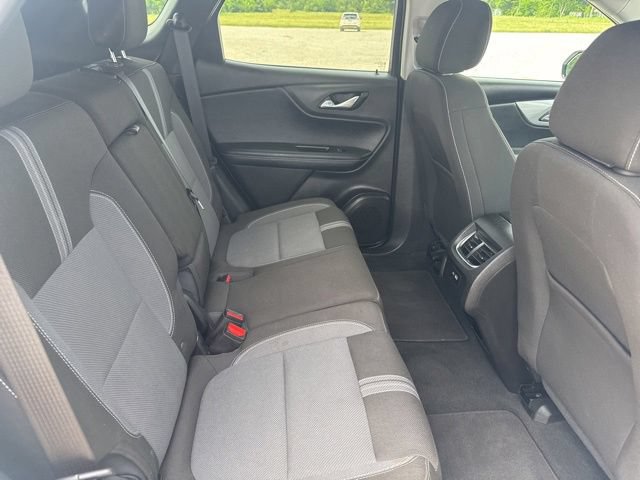 Used 2025 Chevrolet Blazer LT AWD/4WD image 10