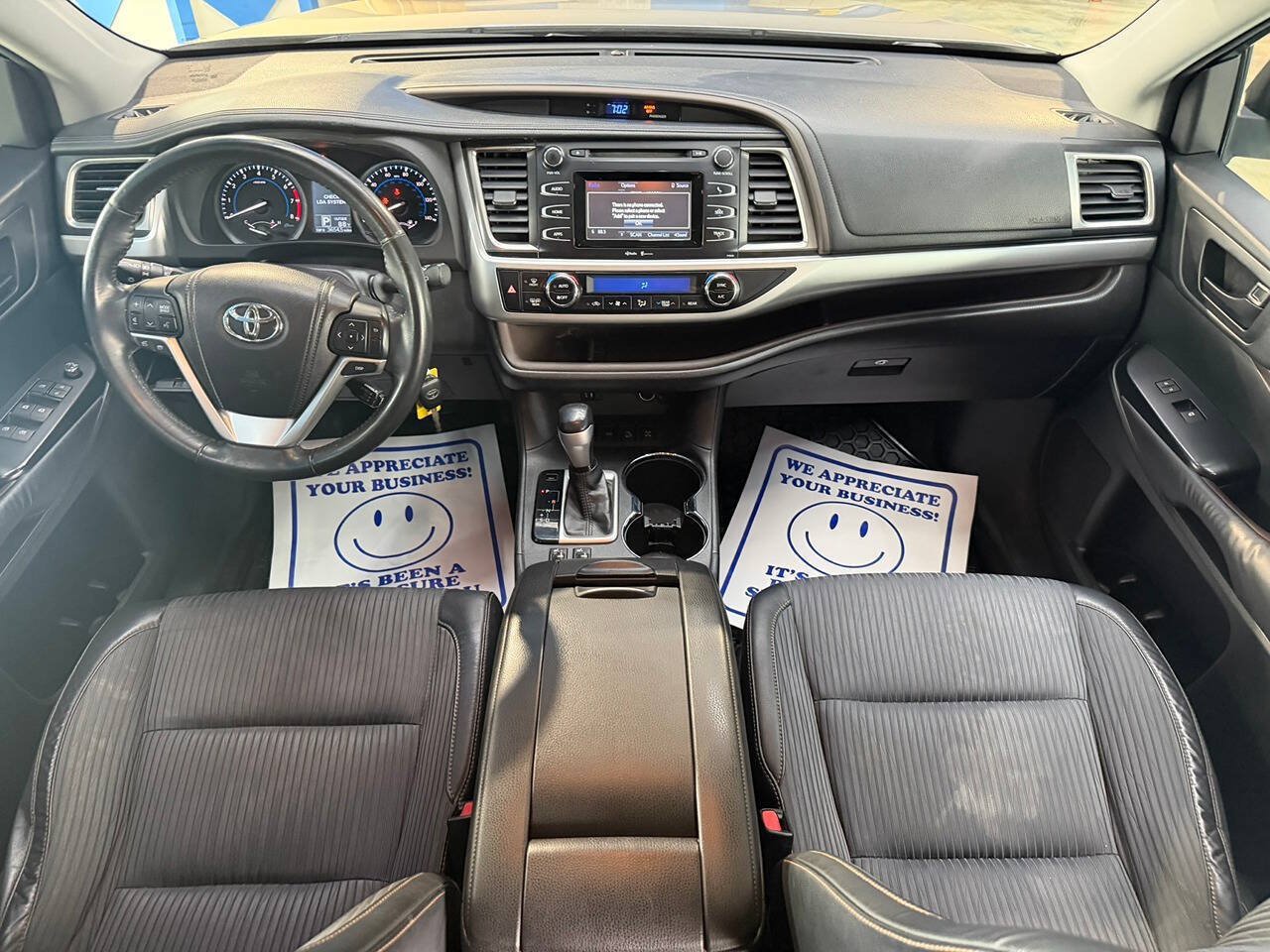 Used 2014 Toyota Highlander LE AWD/4WD image 21