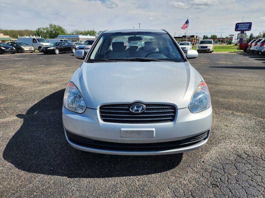 Used 2011 Hyundai Accent GLS FWD image 12