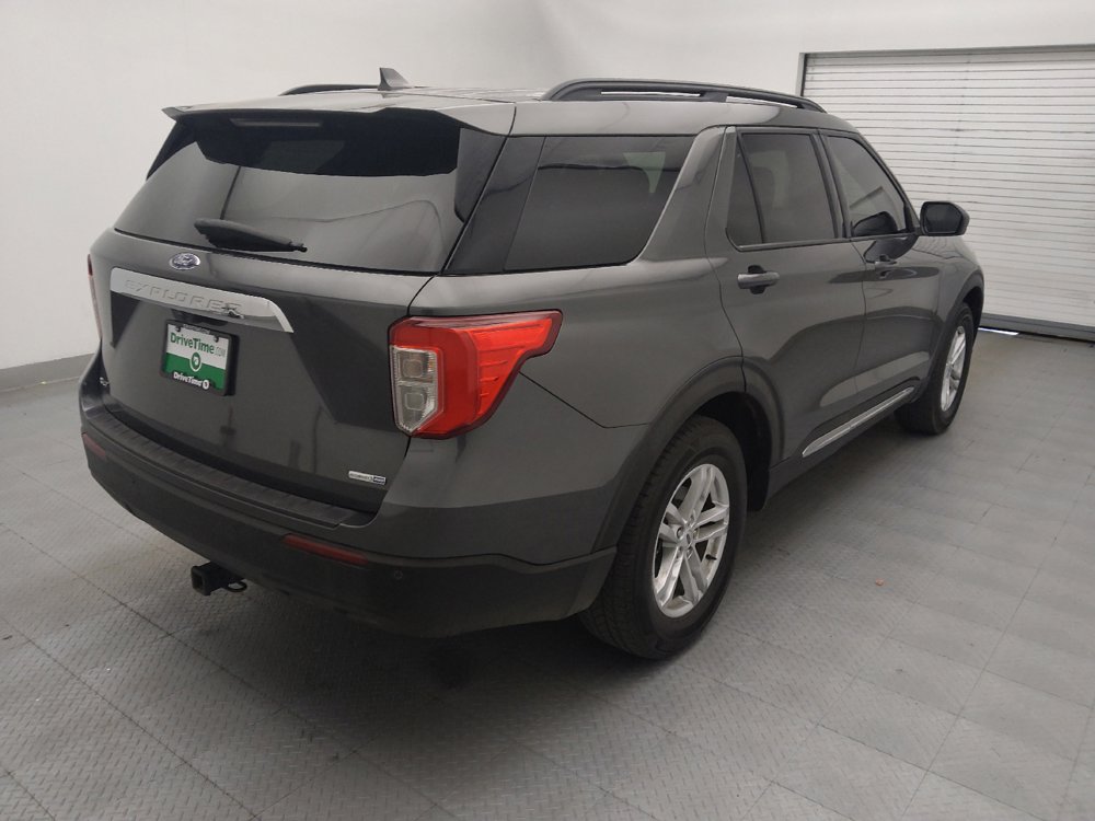 Used 2020 Ford Explorer XLT AWD/4WD image 9