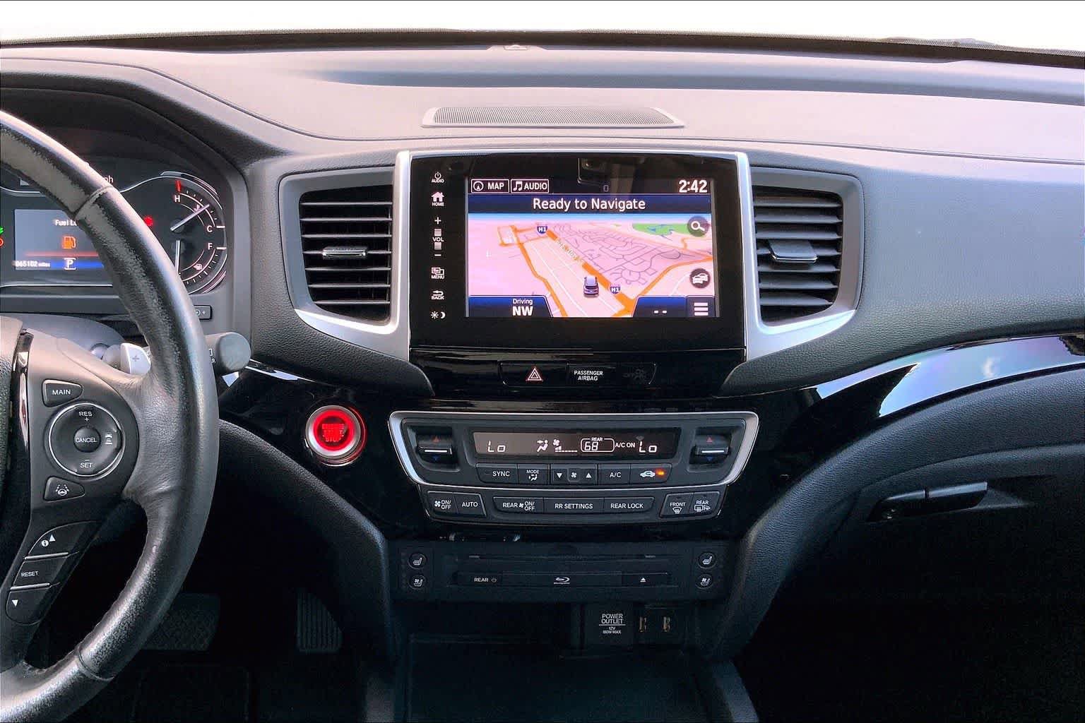 Used 2018 Honda Pilot Elite image 15