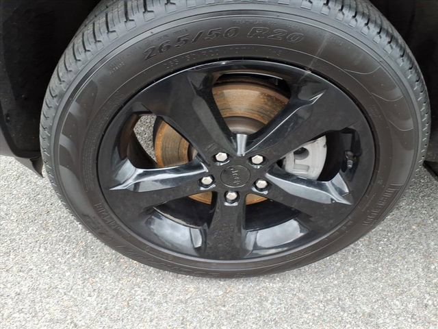 Used 2024 Jeep Grand Cherokee L Limited w/ Luxury Tech Group II image 12